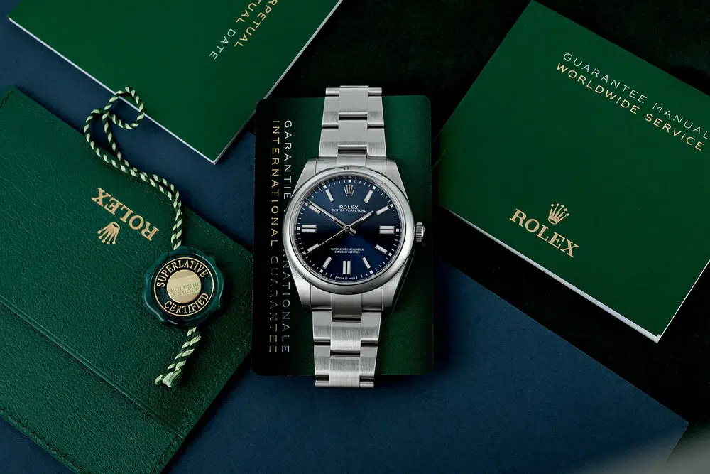 Watch packaging