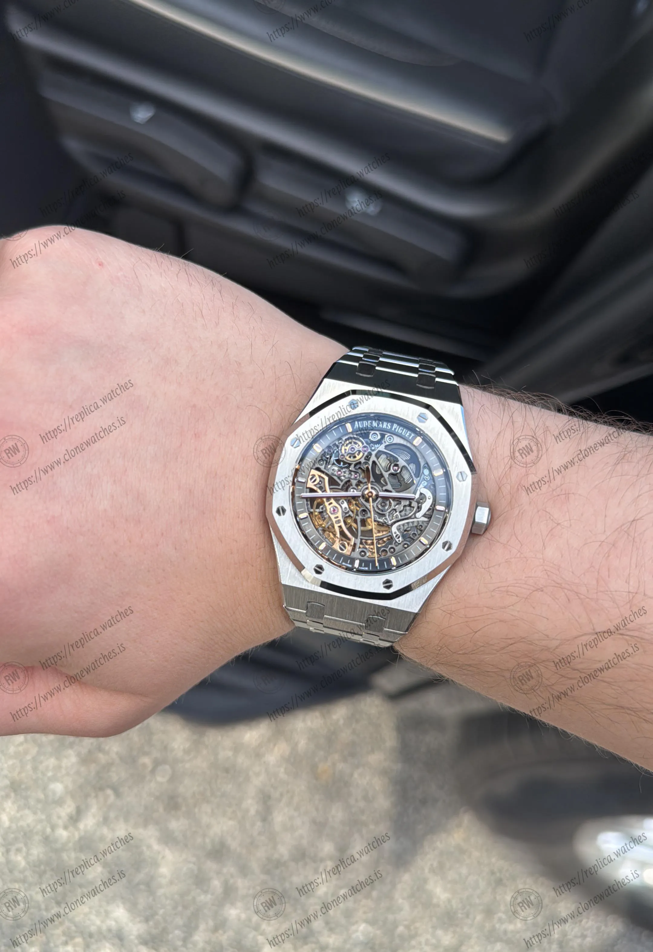 Audemars Piguet Royal Oak 15407ST.OO.1220ST.01-20260417-001