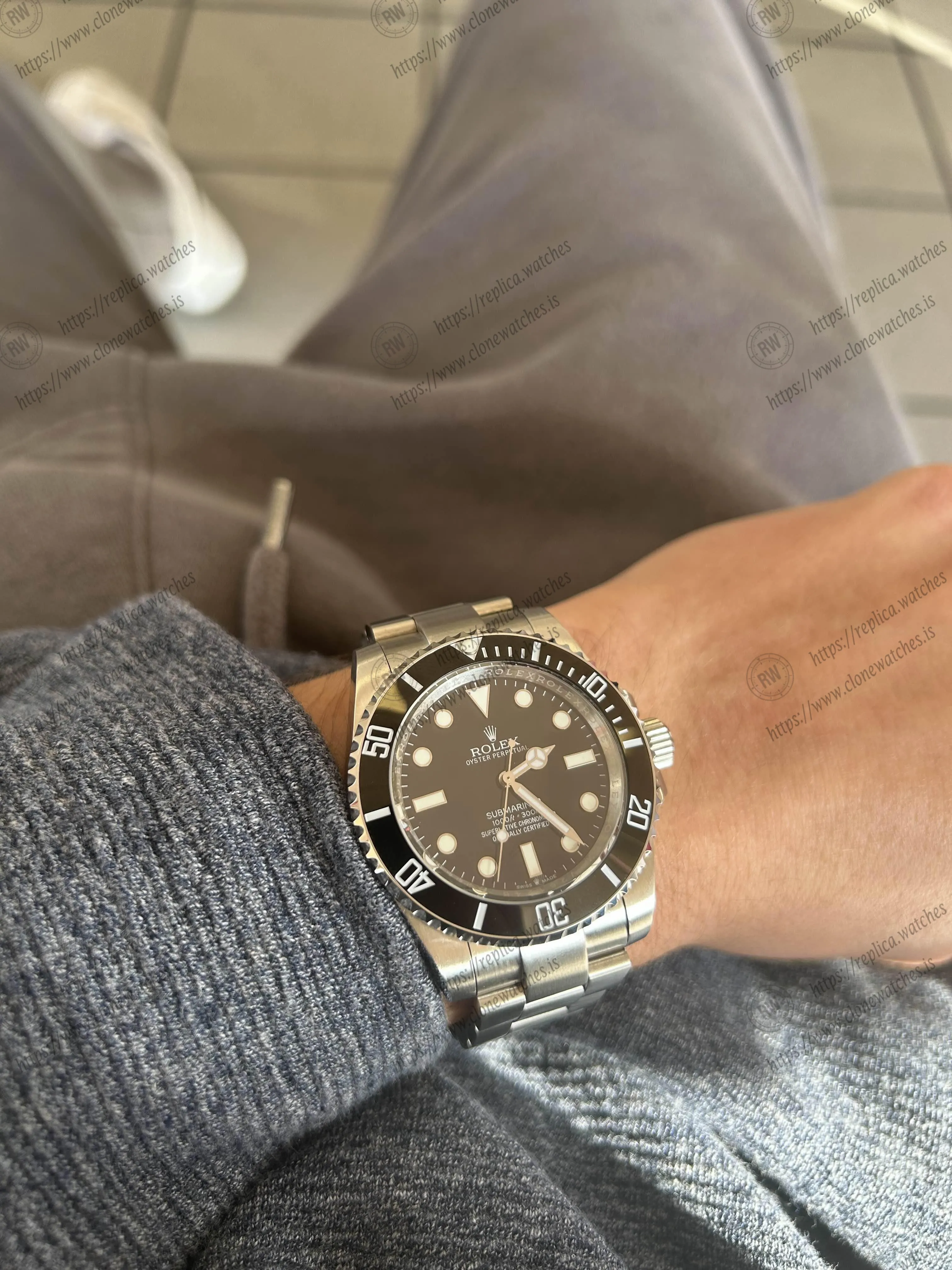 Rolex Submariner 124060-20260415-008