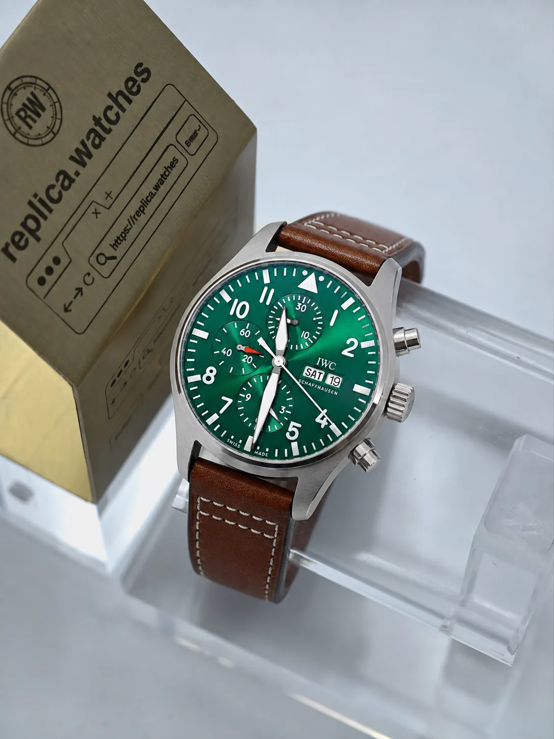 Super Clone IWC Pilot’s Watch Chronograph 41 IW388103 Green Sunburst Dial 41mm Brown Leather Strap Automatic Watch