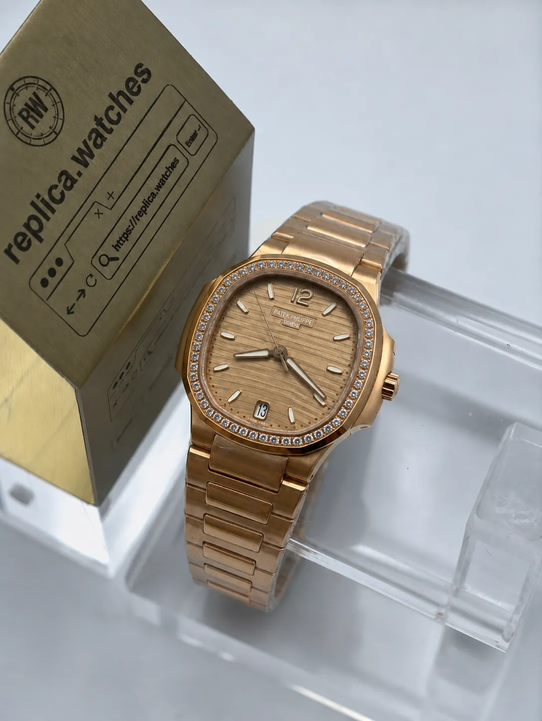 Super Clone Patek Philippe Nautilus 7118/1200R‑010 35.2mm Diamond Bezel Honey Gold Ripple Dial 26‑330 SC Rose Gold Bracelet DD Factory Watch