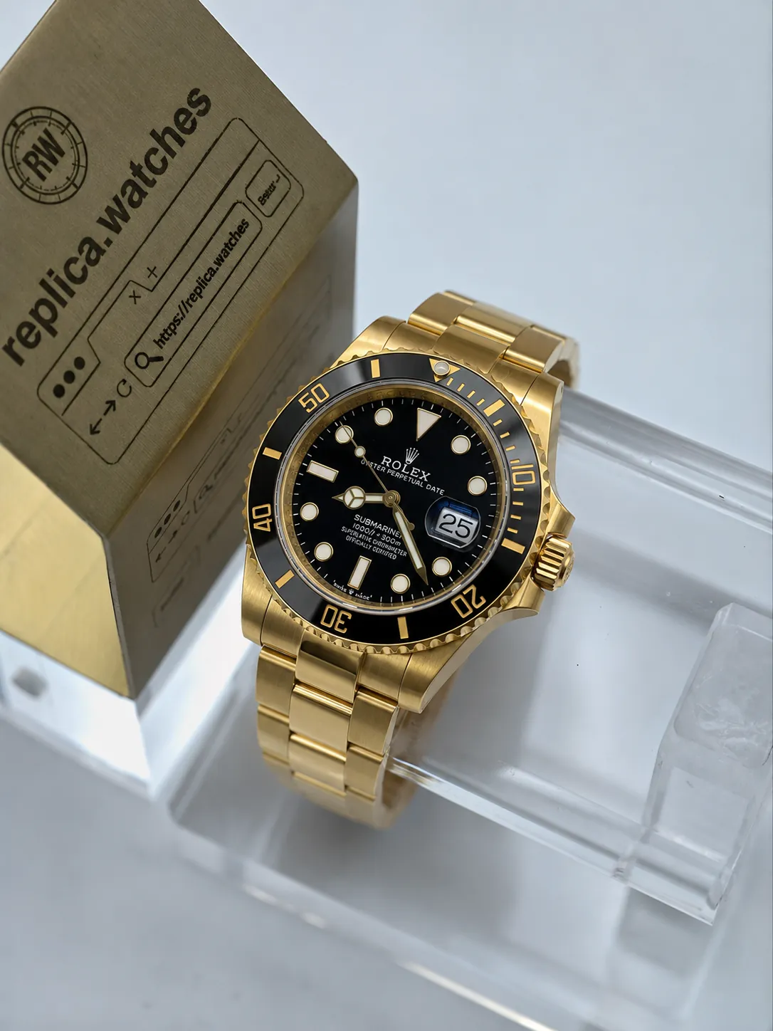 Super Clone Rolex Submariner Date M126618LN‑0002 41mm 18K Yellow Gold Black Dial Black Cerachrom Bezel VS Factory Watch