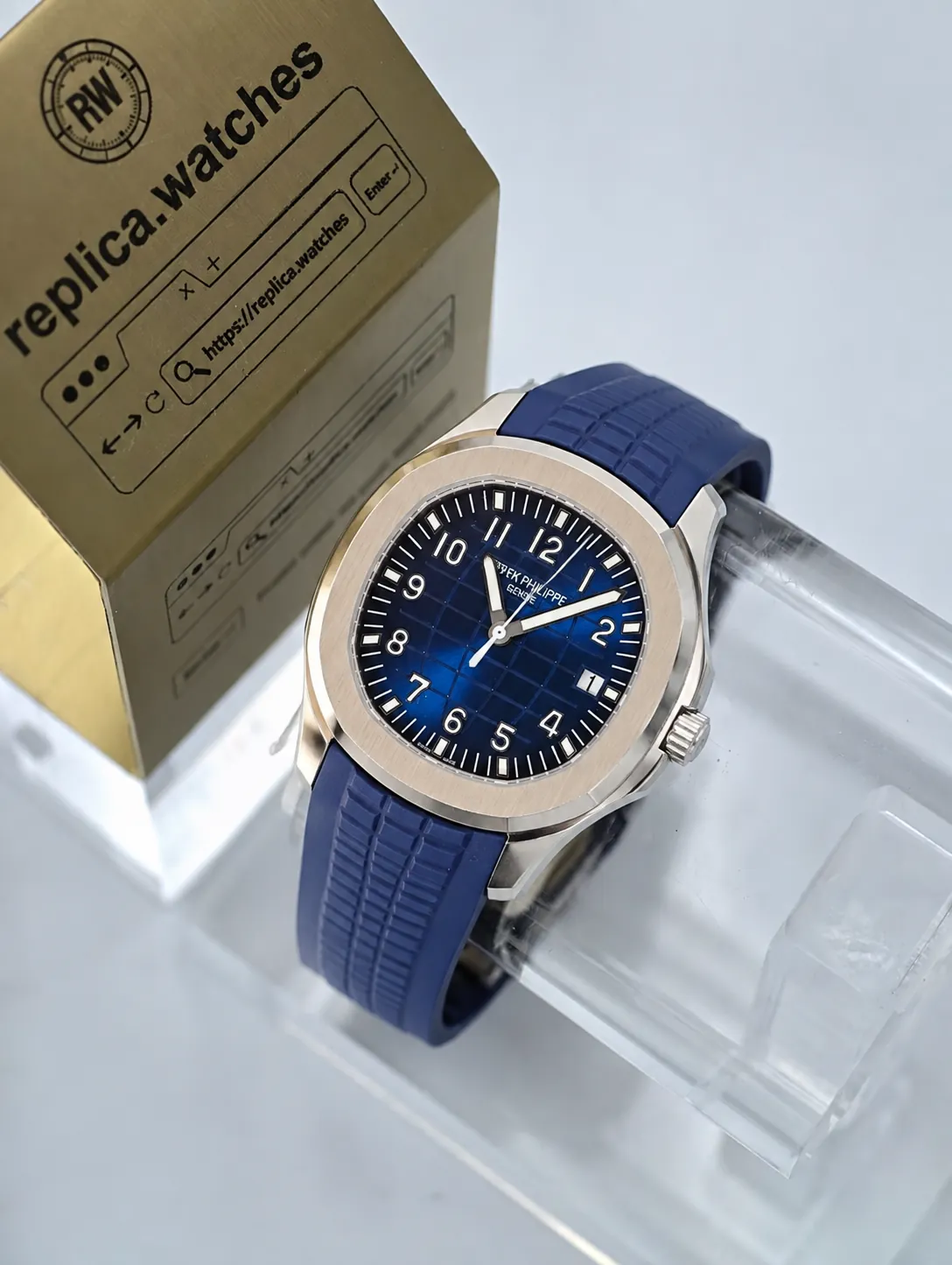 Patek Philippe Aquanaut 5168G-001 42.2mm 324 SC Movement Blue Gradient Dial Super Clone Watch