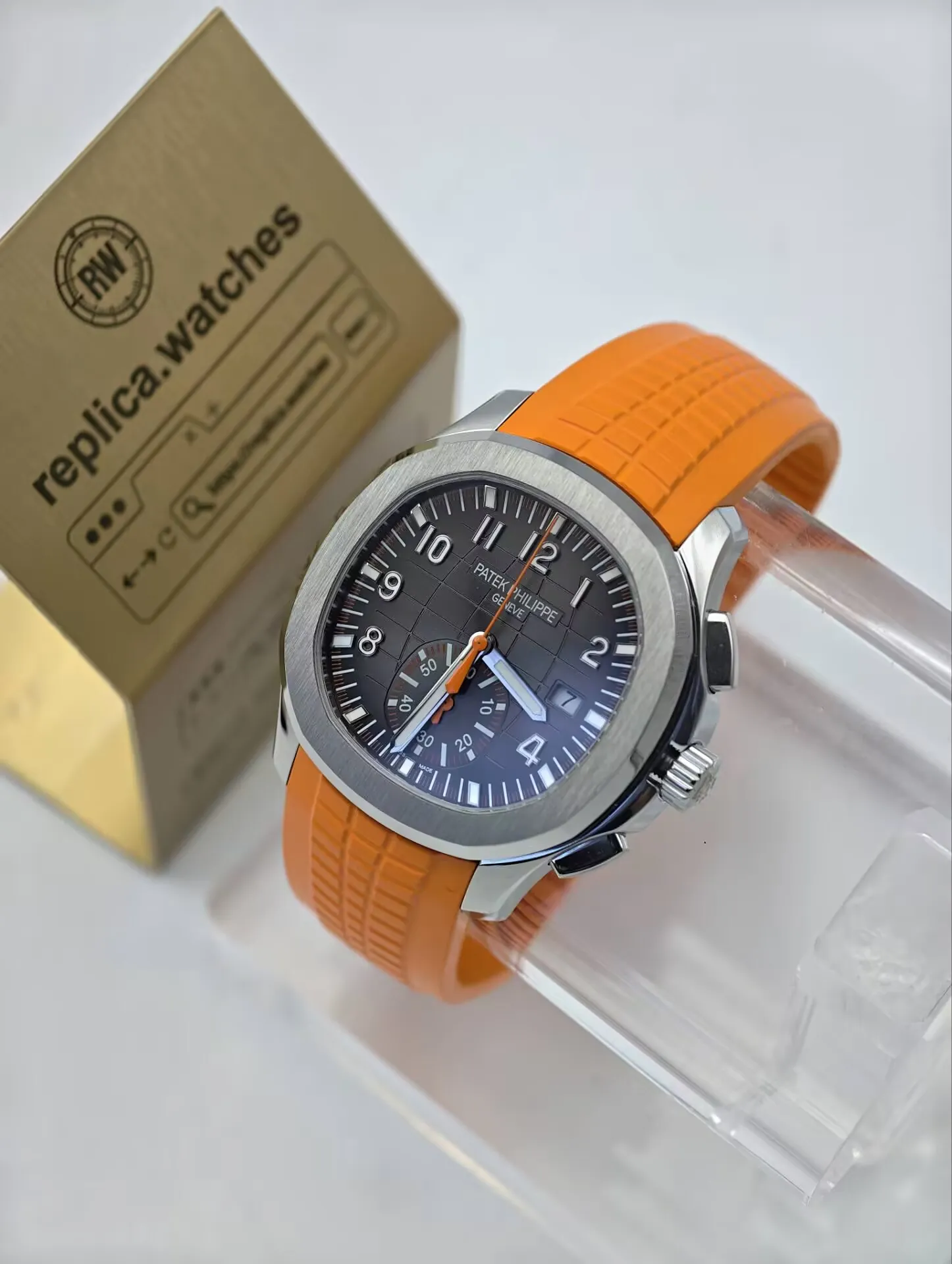 YL Patek Philippe Aquanaut 5968A-001 42.2mm 7750 Movement Gray Dial Chronograph Replica Watch
