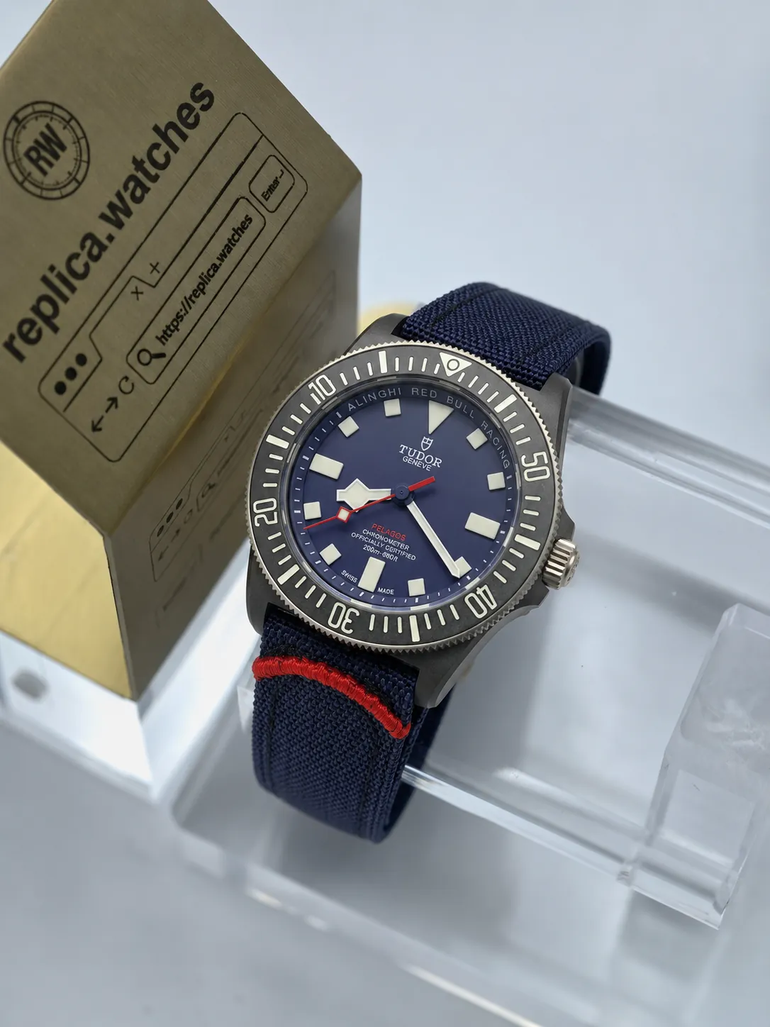 Tudor Pelagos FXD M25707KN-0001 42mm Replica MT5602 Movement Carbon Blue Dial Watch