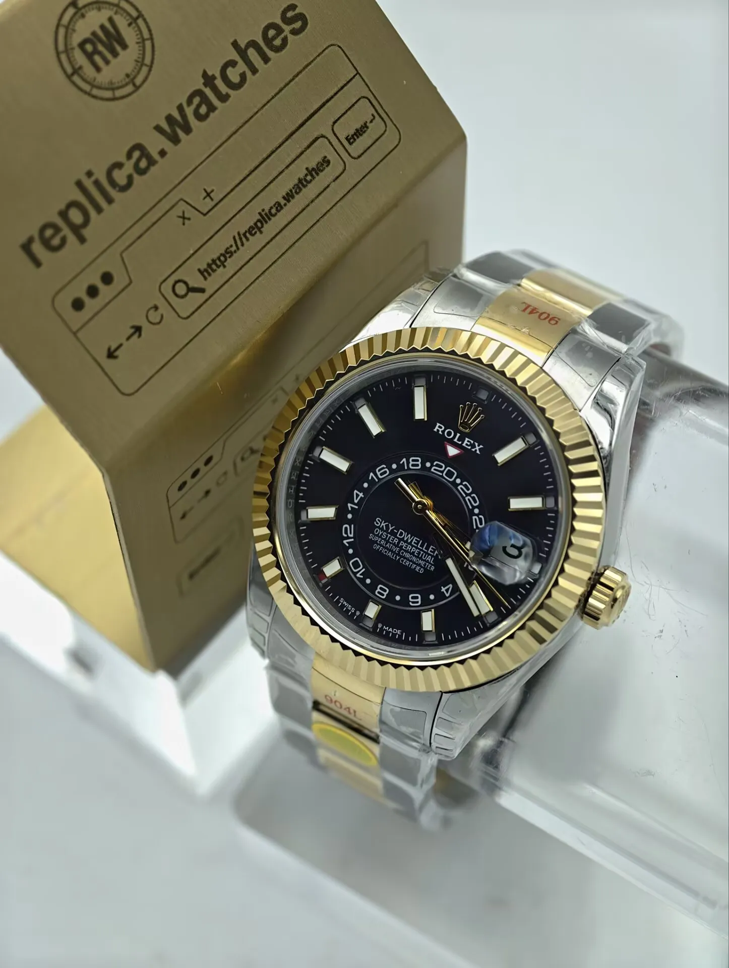 Rolex Sky-Dweller M336933-0003 Two-Tone Black Dial 42mm Super Clone Luxury Watch