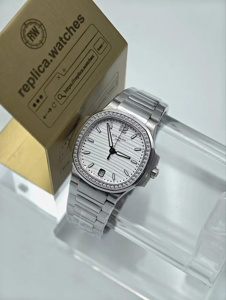 Patek Philippe Super Clone Watches 1:1 Nautilus 7118/1200A-010 Steel White Dial Synthetic Diamond Ladies