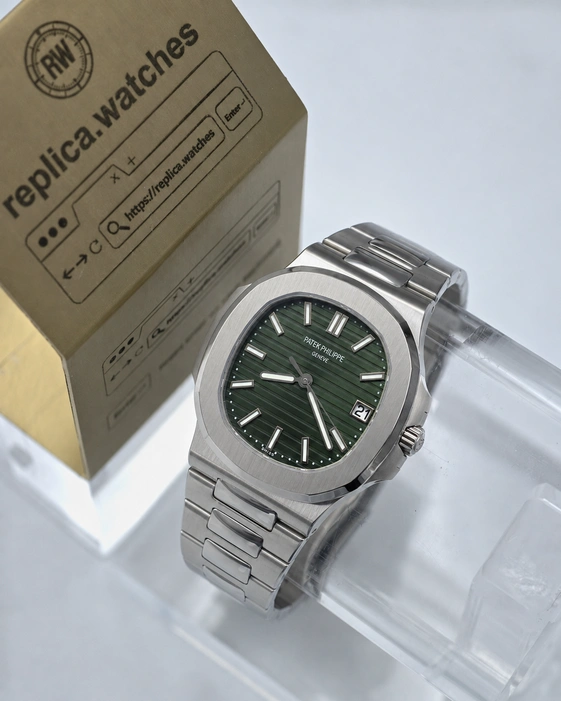Patek Philippe Nautilus 5711/1A-014 Super Clone Watch 40mm Green Dial Clone Caliber 324 S C Automatic Movement