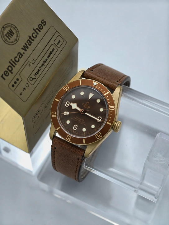 Tudor Super Clone Watches 1:1 Black Bay Bronze M79250BM-0005 Brown Dial 43mm