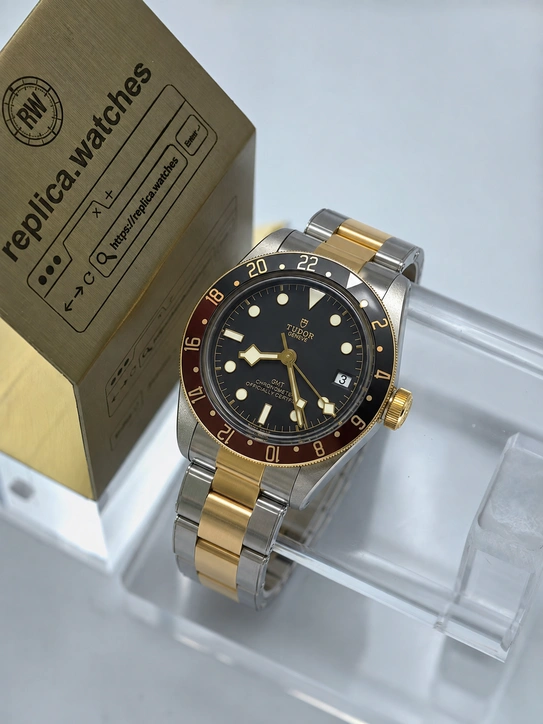 Tudor Super Clone Watches 1:1 Black Bay GMT S&G M79833MN-0001 Two-Tone Gold Steel Dual Time