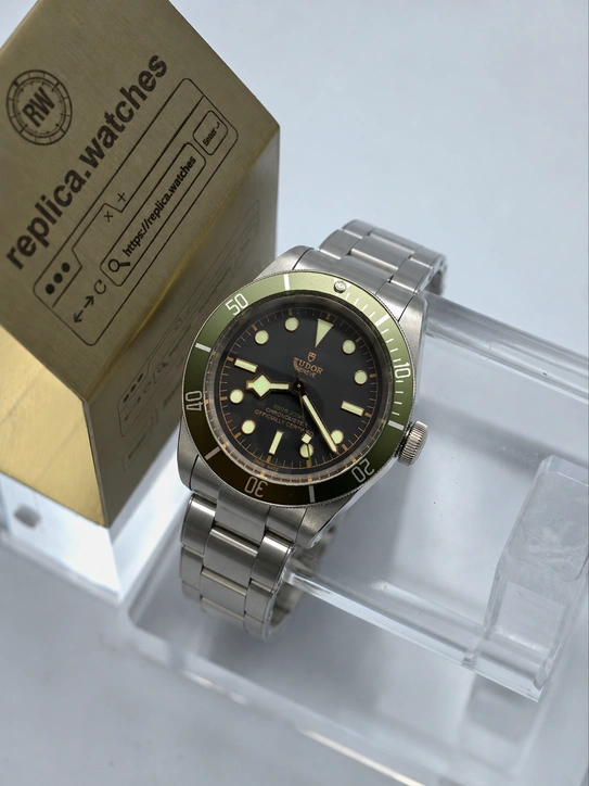 Tudor Super Clone Watches 1:1 Black Bay Harrods M79230G-0001 Green Bezel 41mm Stainless Steel