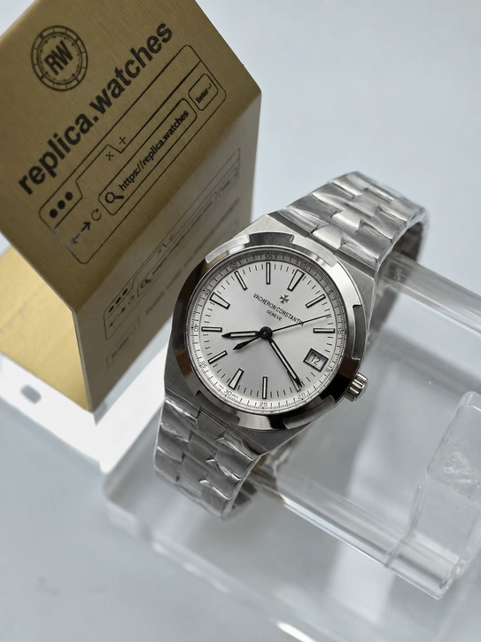 Vacheron Constantin Super Clone Watches 4500V/210A-B126 Overseas 41mm Silver Dial Luxury Sports Watch