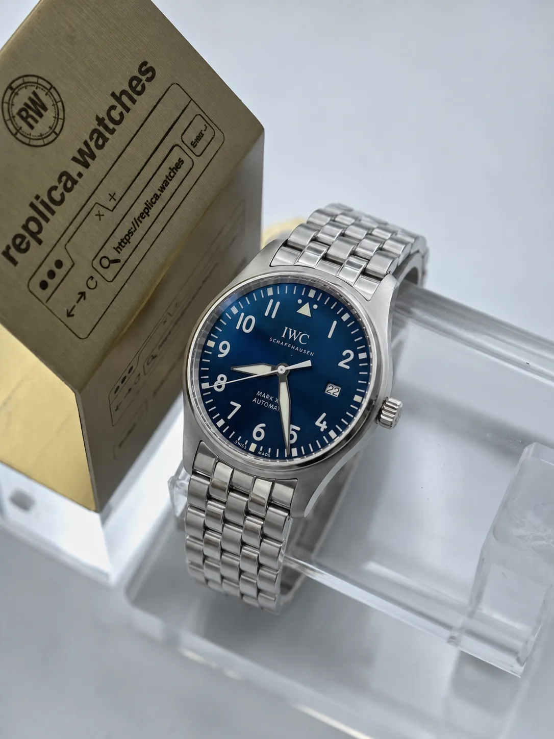 Replica IWC Pilot Mark XVIII Le Petit Prince IW327004 Blue Dial 40mm V7 Factory Watch