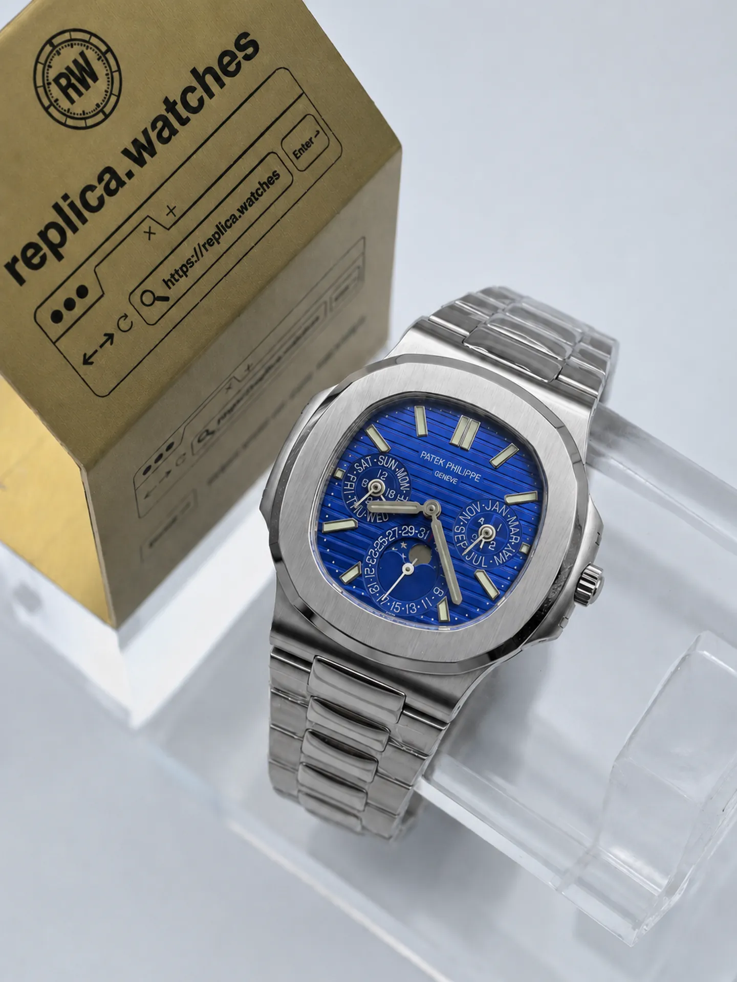 Replica Patek Philippe Nautilus Perpetual Calendar 5740/1G-001 Blue Dial 40mm TW Factory Watch