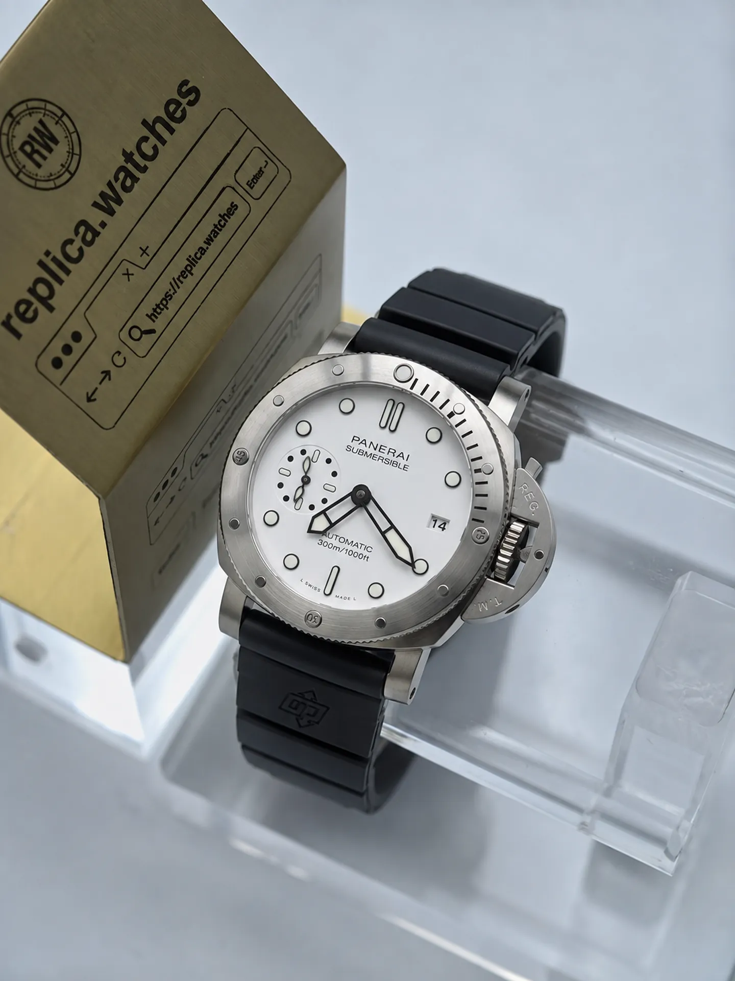Replica Panerai Submersible PAM02223 White Dial 42mm Steel VS Factory Watch