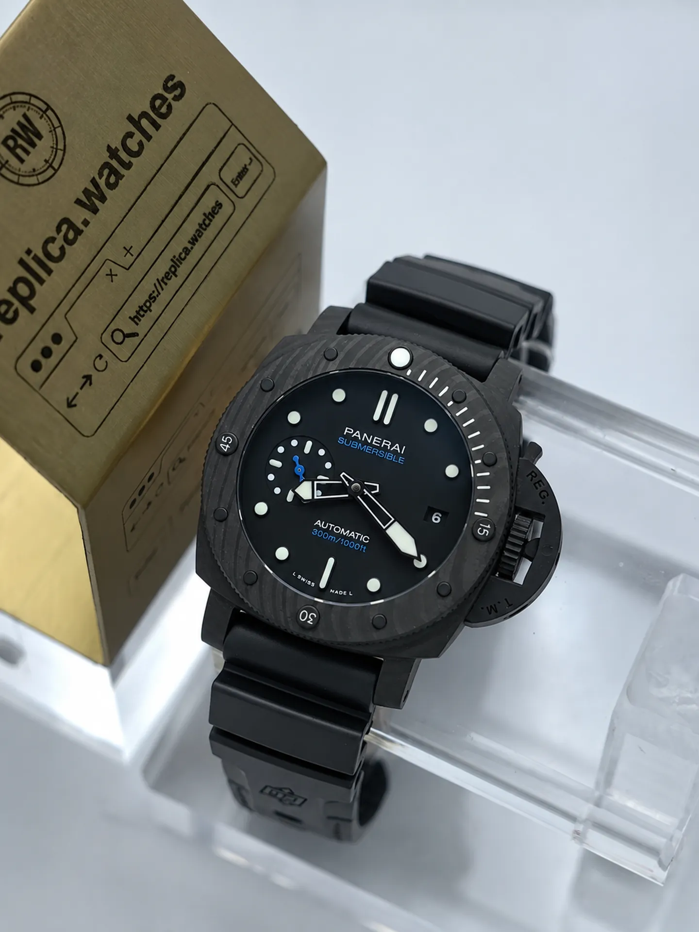 Replica Panerai Submersible PAM02231 Carbotech Black Dial 42mm VS Factory Watch