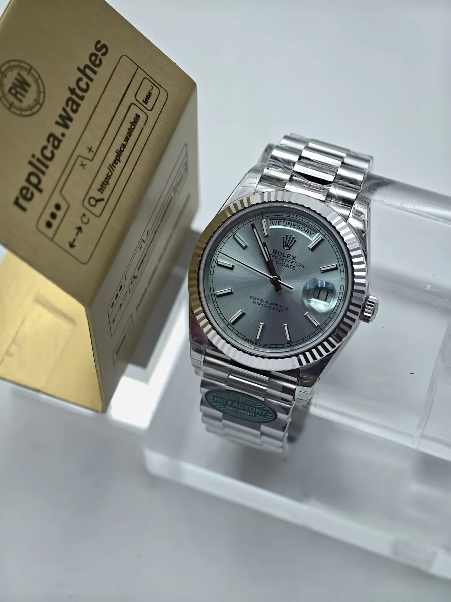 Rolex Day-Date 40 M228236-0018 Ice Blue Dial Super Clone Watch with Clone Calibre 3255 Movement