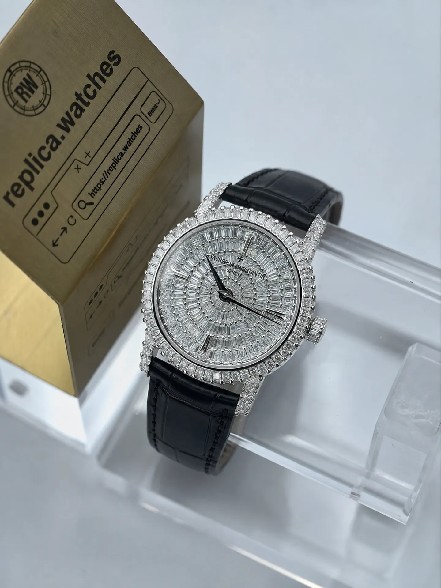 Replica Vacheron Constantin Traditionnelle 81760/000G-9862 Diamond Dial 36mm White Gold Watch