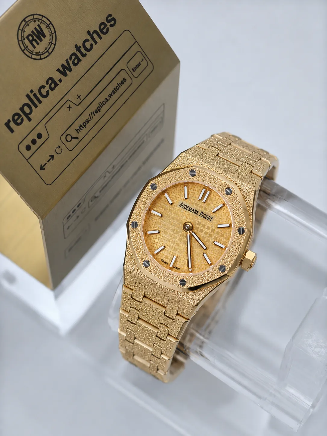 Audemars Piguet Royal Oak 67630BA.GG.1312BA.01 Quartz Movement 23mm Gold Tapisserie Replica Watch