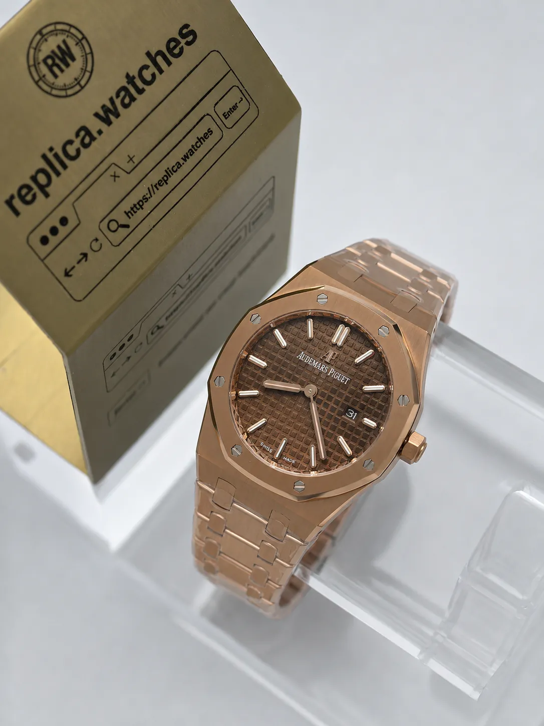 Audemars Piguet Royal Oak 67650OR.OO.1261OR.01 33mm Quartz Brown Tapisserie Replica Ladies Watch