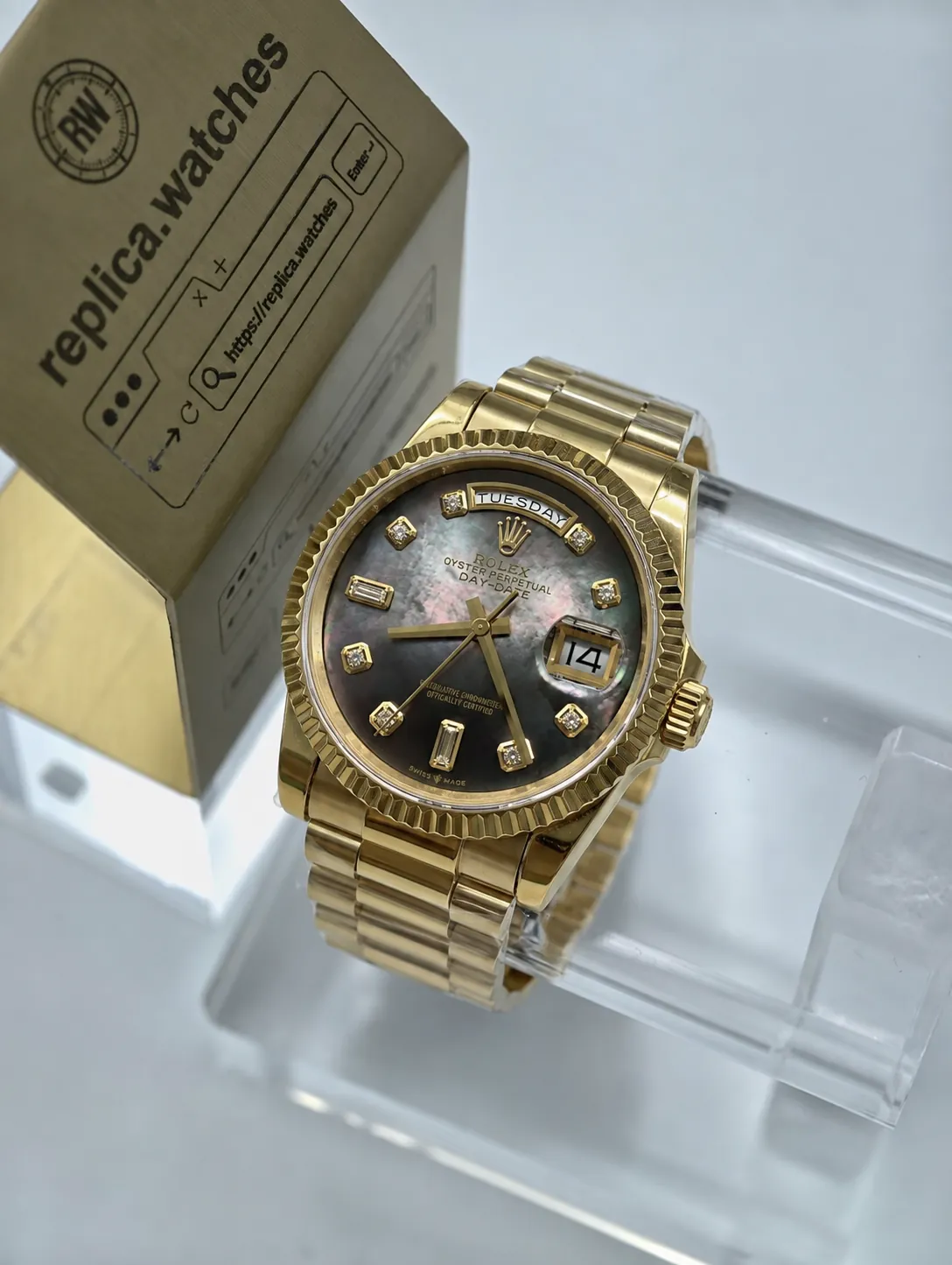 Rolex Day-Date 118238 Super Clone 36mm 3155 Movement Dark Mother of Pearl Diamond Dial Watch