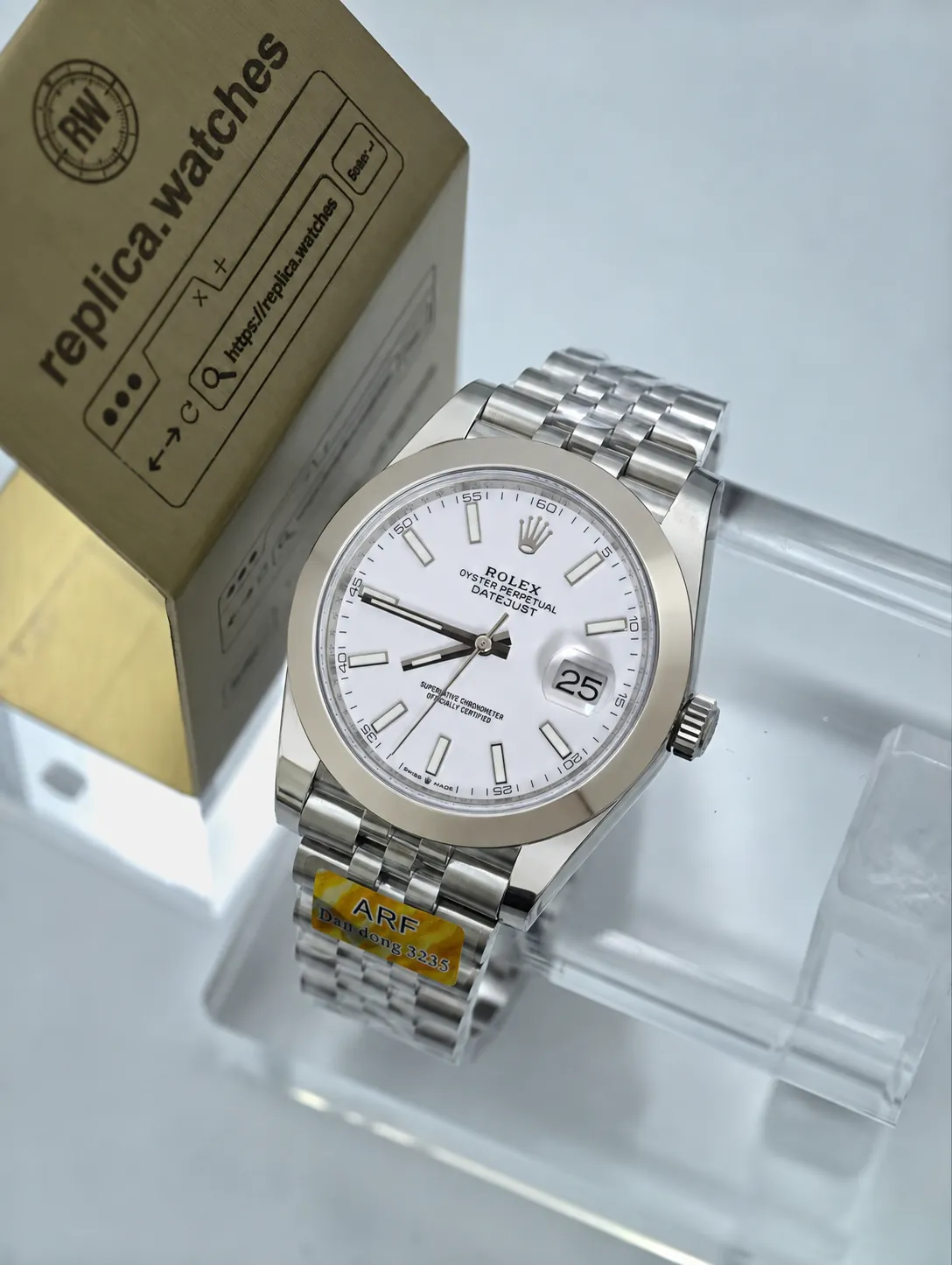 Rolex Datejust M126300-0006 Replica 3235 Movement 41mm 904L Steel Classic White Dial Watch