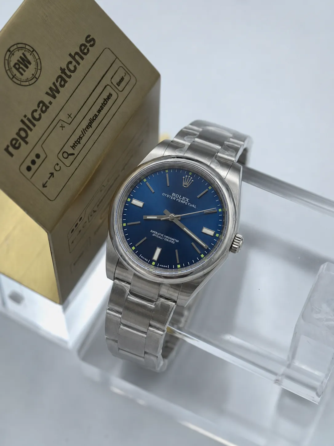 Rolex Oyster Perpetual 114300-0003 Replica 39mm 3132 Movement Classic Blue Dial Sports Watch