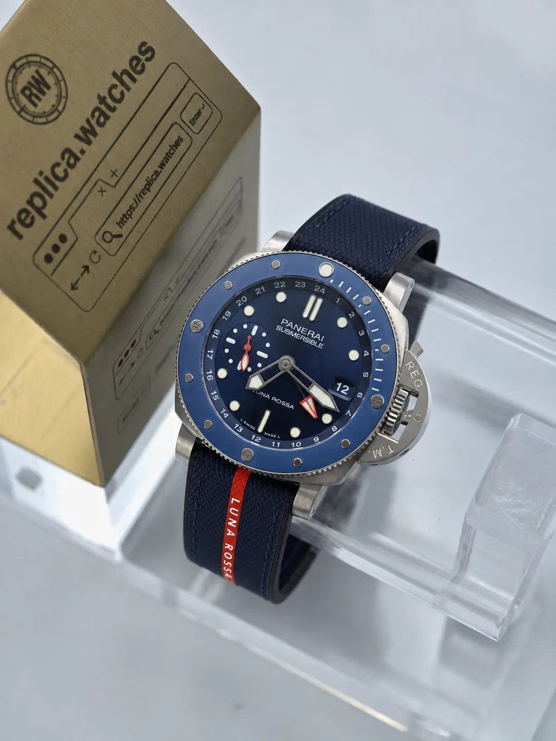 Panerai Submersible PAM01507 42mm P.900 Movement Titanium Blue Dial Super Clone Watch