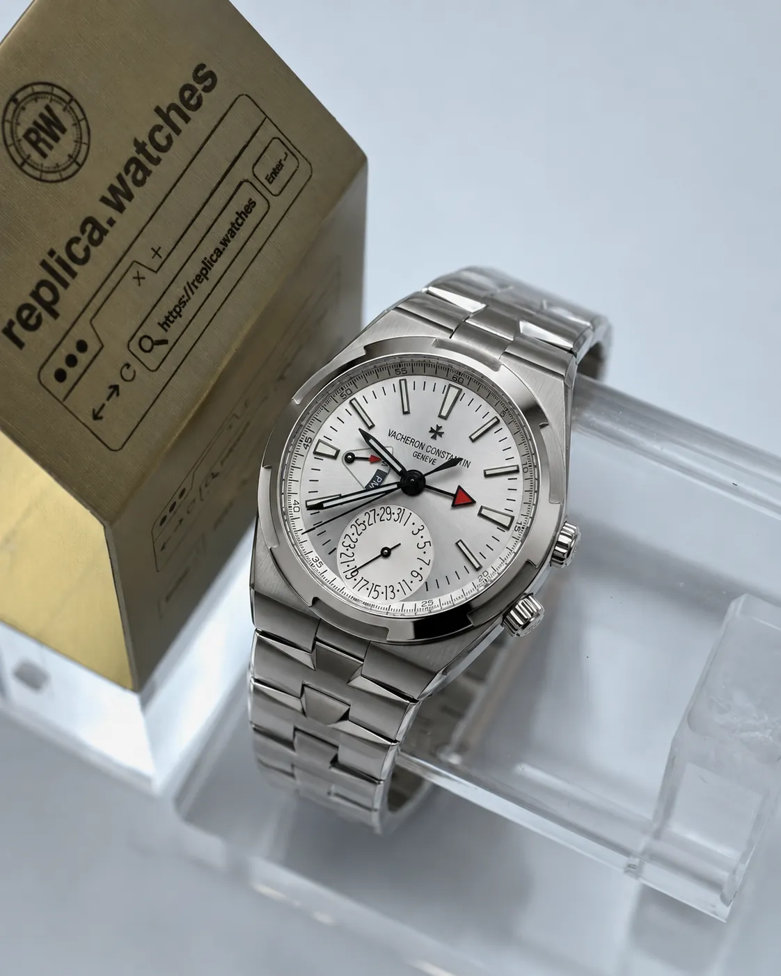 Vacheron Constantin Overseas 7900V/110A-B333 Replica 5110 Movement 41mm Silver Dial Travel Watch