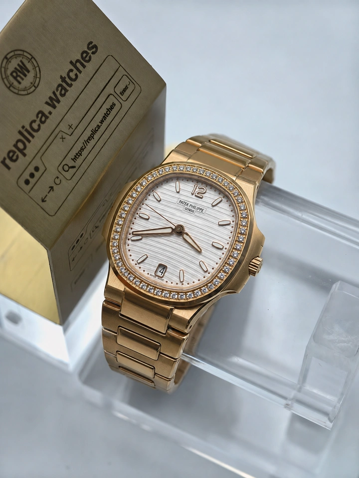 Patek Philippe Nautilus 7118/1200R-001 Super Clone 1:1 Clone Watch 35.2mm Rose Gold Edition with Automatic Clone Movement