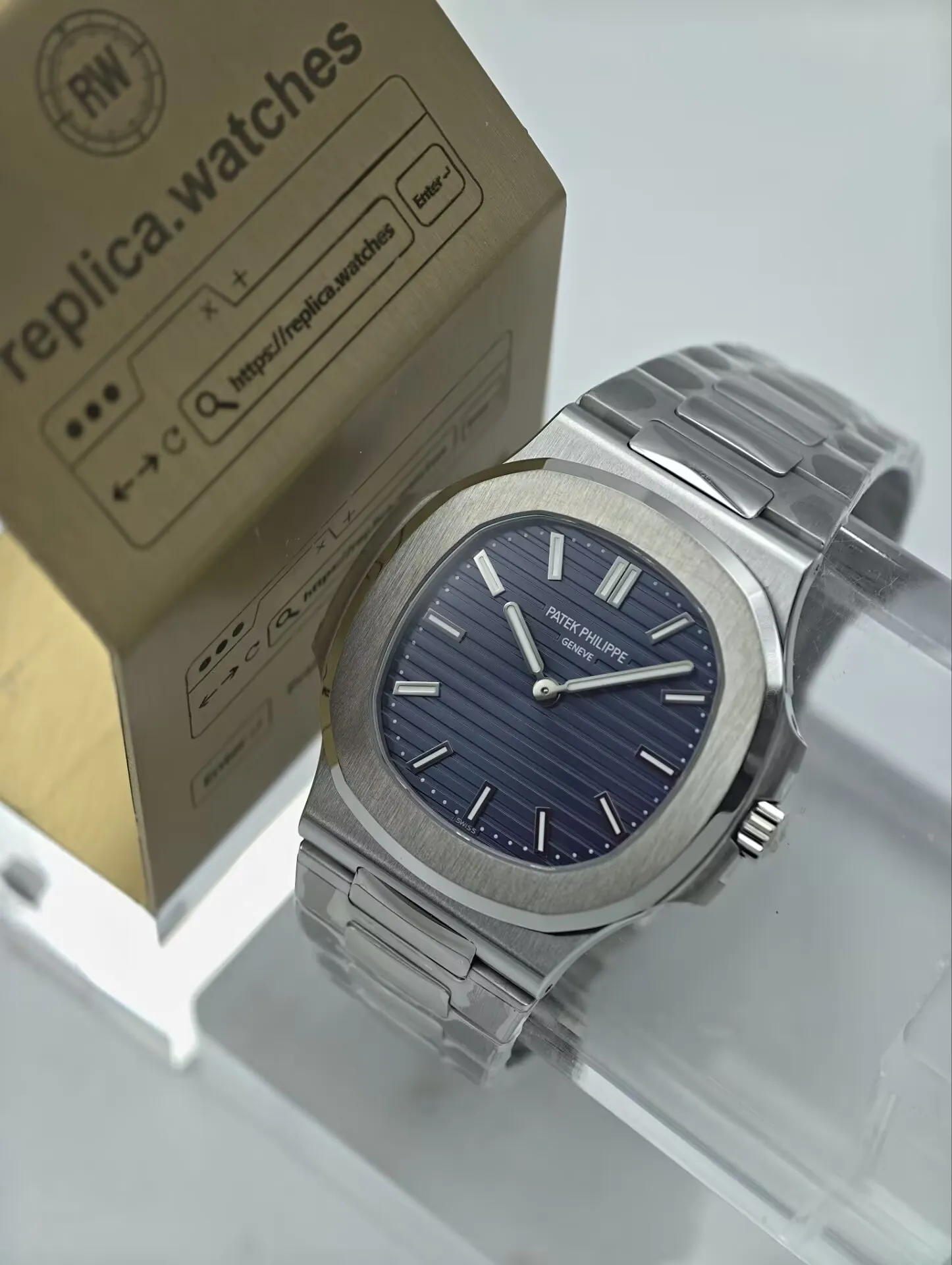 Patek Philippe Nautilus 50th Anniversary 5810/1G-001 41mm Elegant Replica Watch