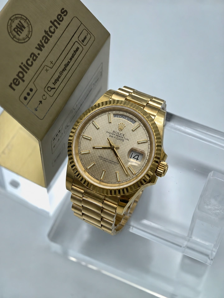 Rolex Day-Date 40 M228238-0008 Super Clone 18k Gold Plated Silver Motif Dial Clone Caliber 3255 Movement